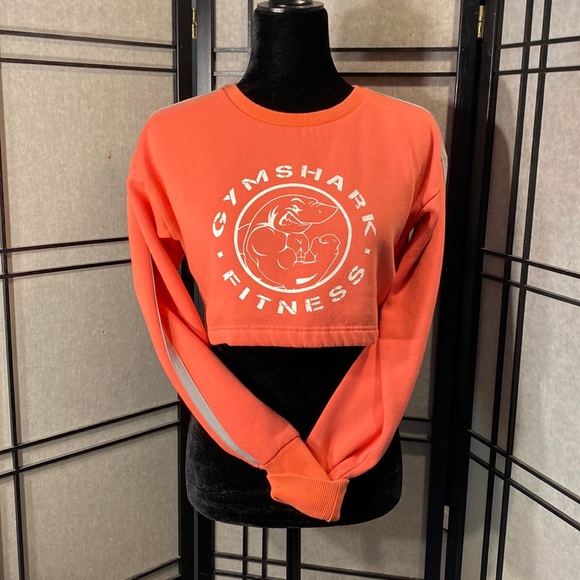Gymshark Tops - Gymshark cropped sweatshirt size XS